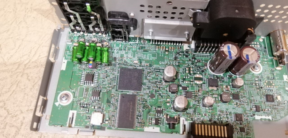 Покращуємо Pioneer MVH-S520Bt та роздуми (міні твік) 1
