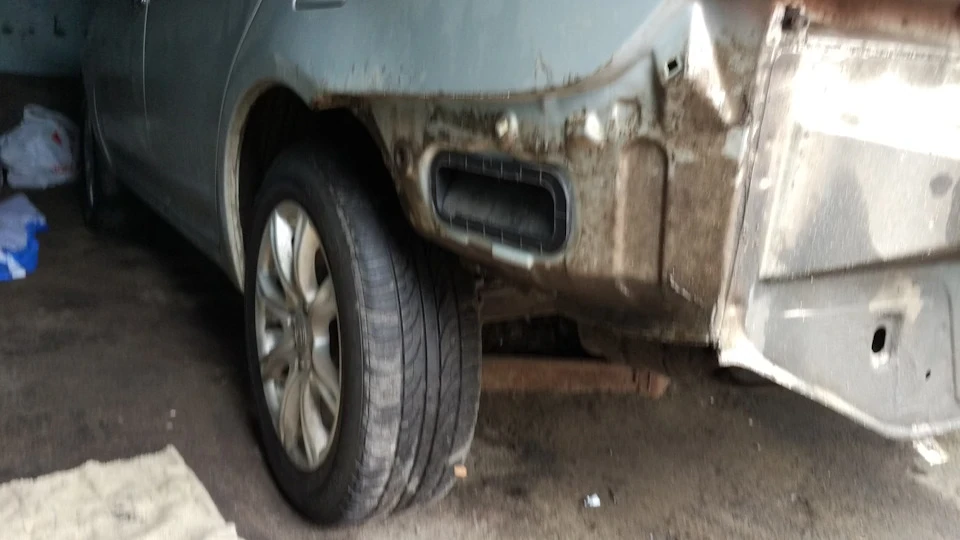 Клапан вентиляції багажника та неприємний сюрприз від колишнього власника