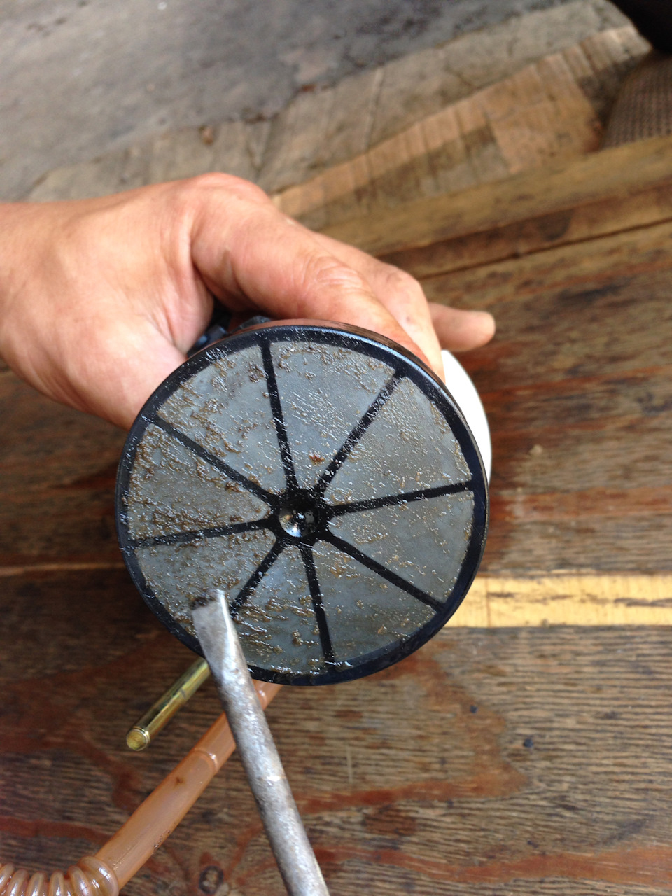 Чистка сіточки бензонасоса 1