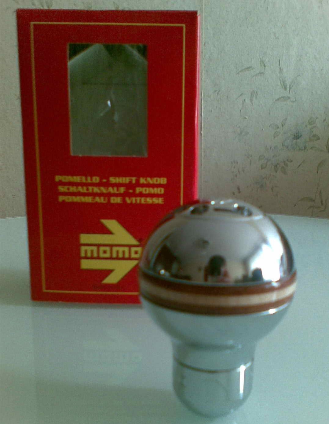 Ручка КПП МОМО 1