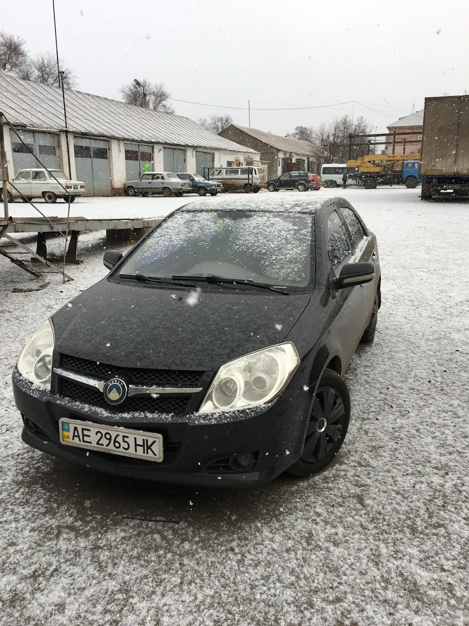 З першим снігом (хоч і не довго)