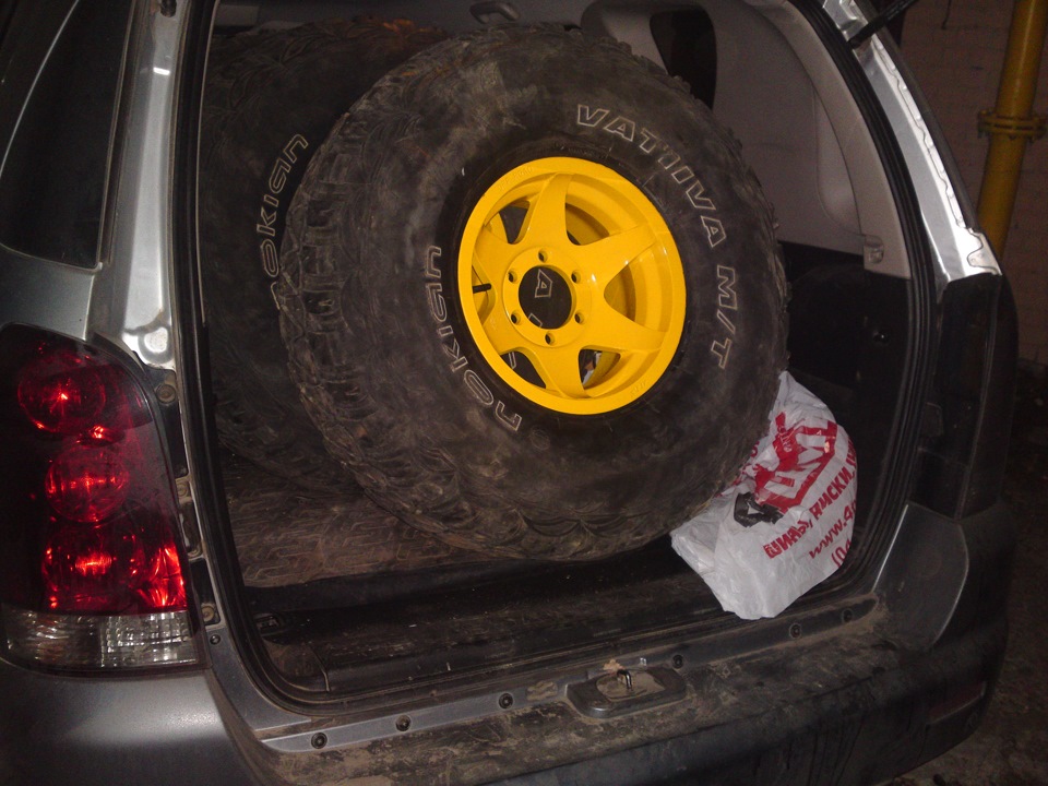 Nokian Vatiiva 35 4