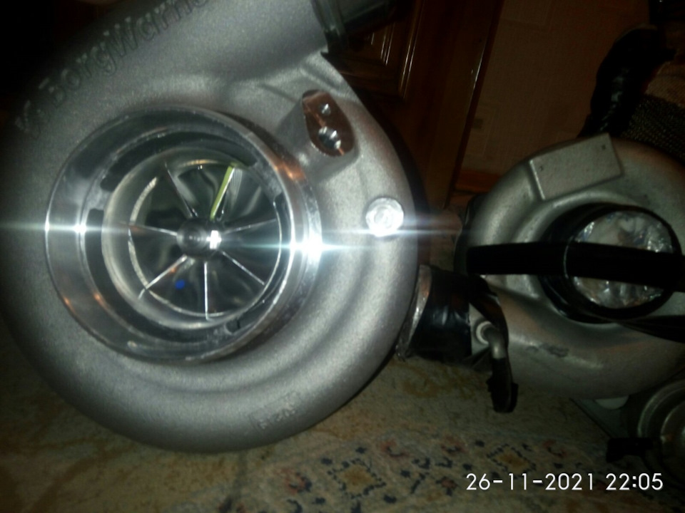 Turba S300SX-E 1100 HP проти TD06 1