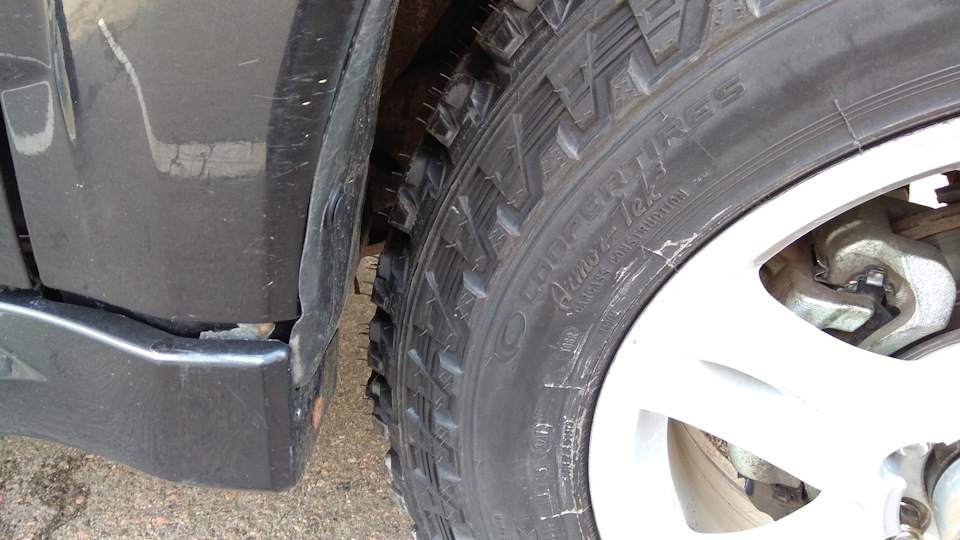 Cooper Discoverer S/T MAXX 245/70R17 3