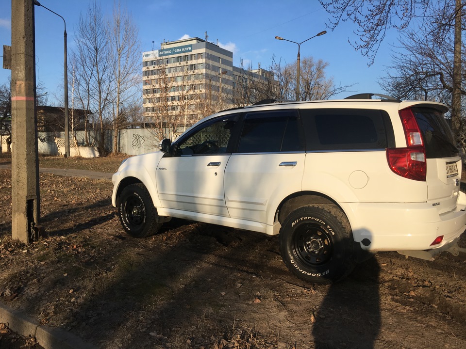 Тапки BF Goodrich All Terrain 245/75 r16 диски Dotz Dakar чорні 1