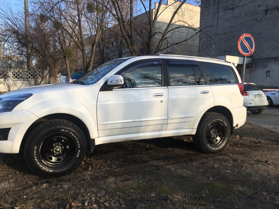 Тапки BF Goodrich All Terrain 245/75 r16 диски Dotz Dakar чорні 2