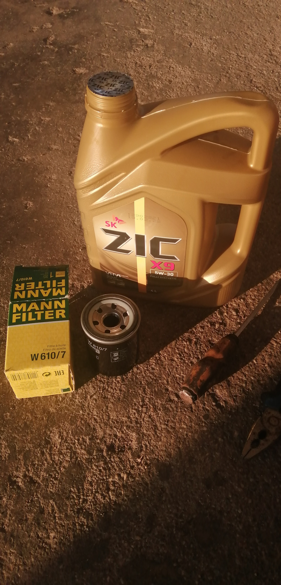 12. Заміна мастила ZIC X9 5W-30 (73196 км) 2