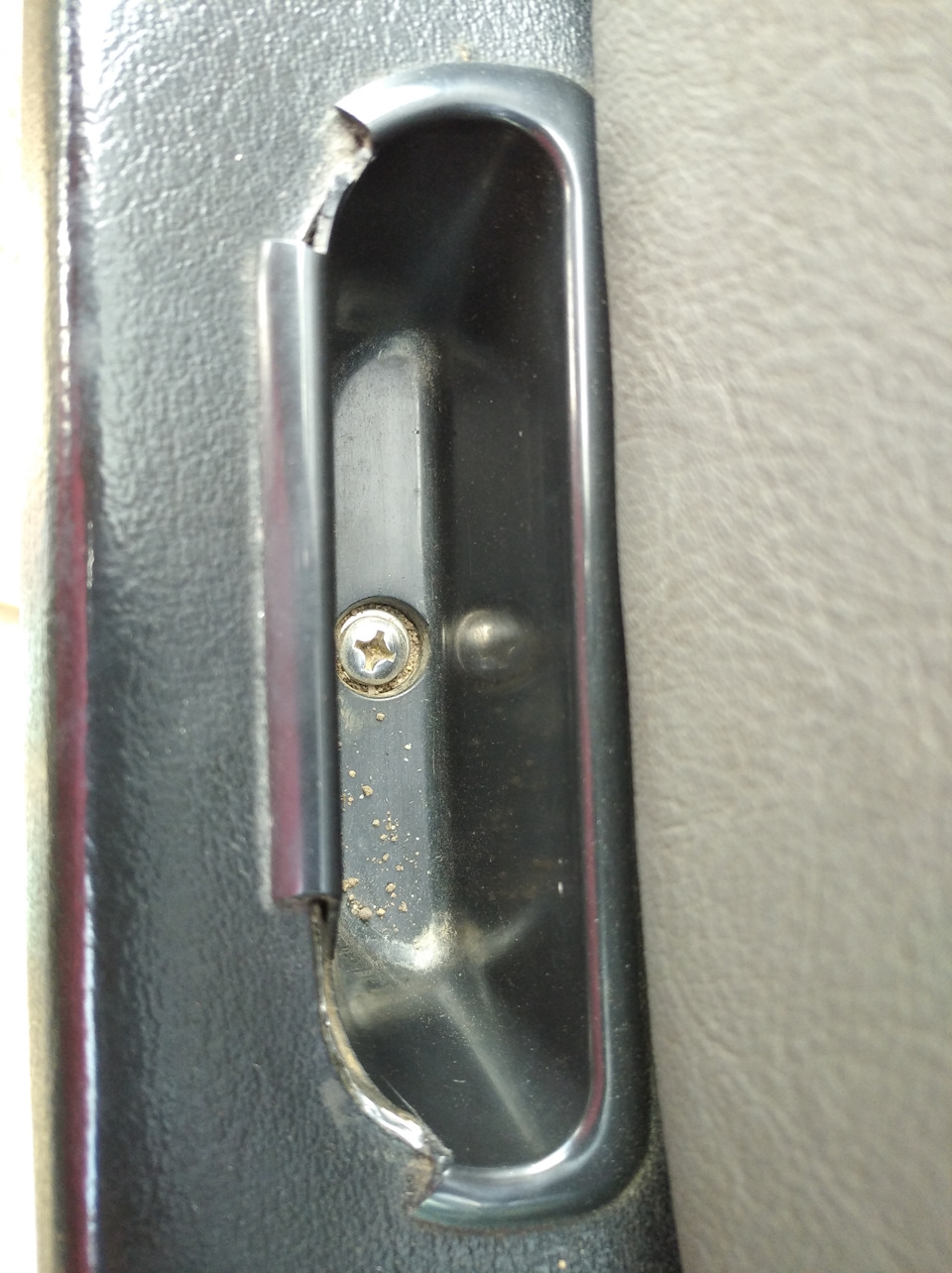 УВАГА ПОРУЧНЯ ДВЕРІ GW SAFE. 1