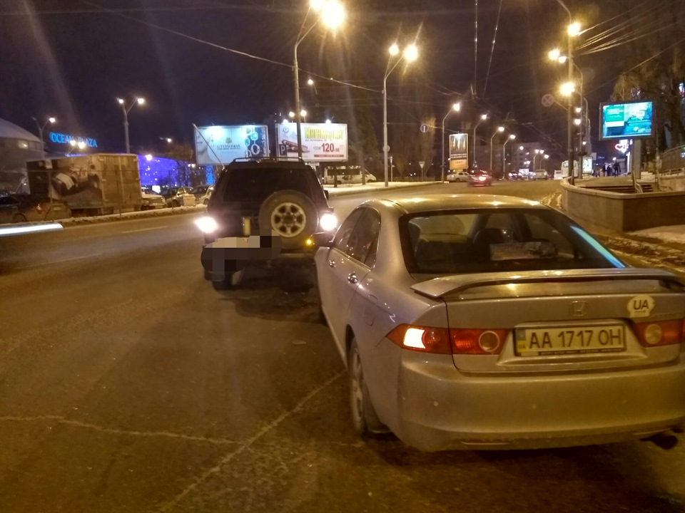 Ось і привід є для заднього силовика 2