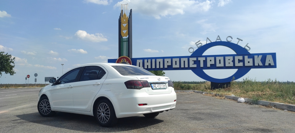 Продаю свою машинку 1