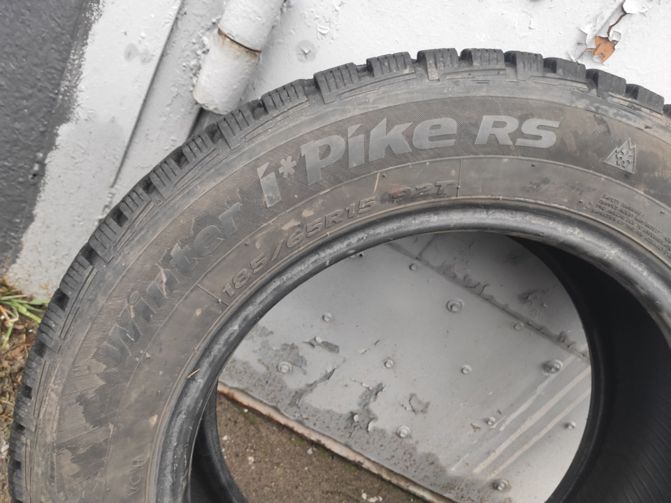 Нова зимова гума Michelin Alpin 6 185/65 R15 92T XL 2