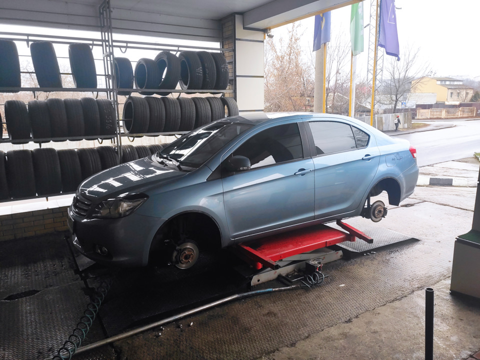Нова зимова гума Michelin Alpin 6 185/65 R15 92T XL 1