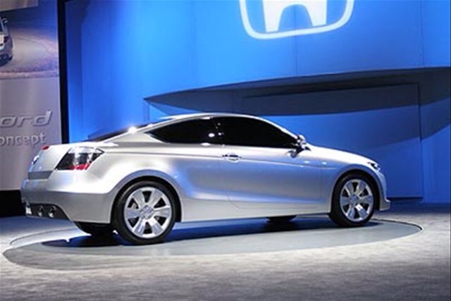 Схід власників Honda Aacord Coupe 4