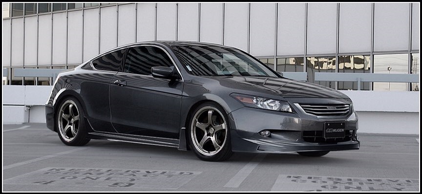 Схід власників Honda Aacord Coupe 3