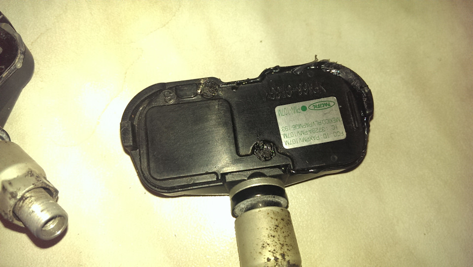 Заміна батарей у датчиках tpms 3
