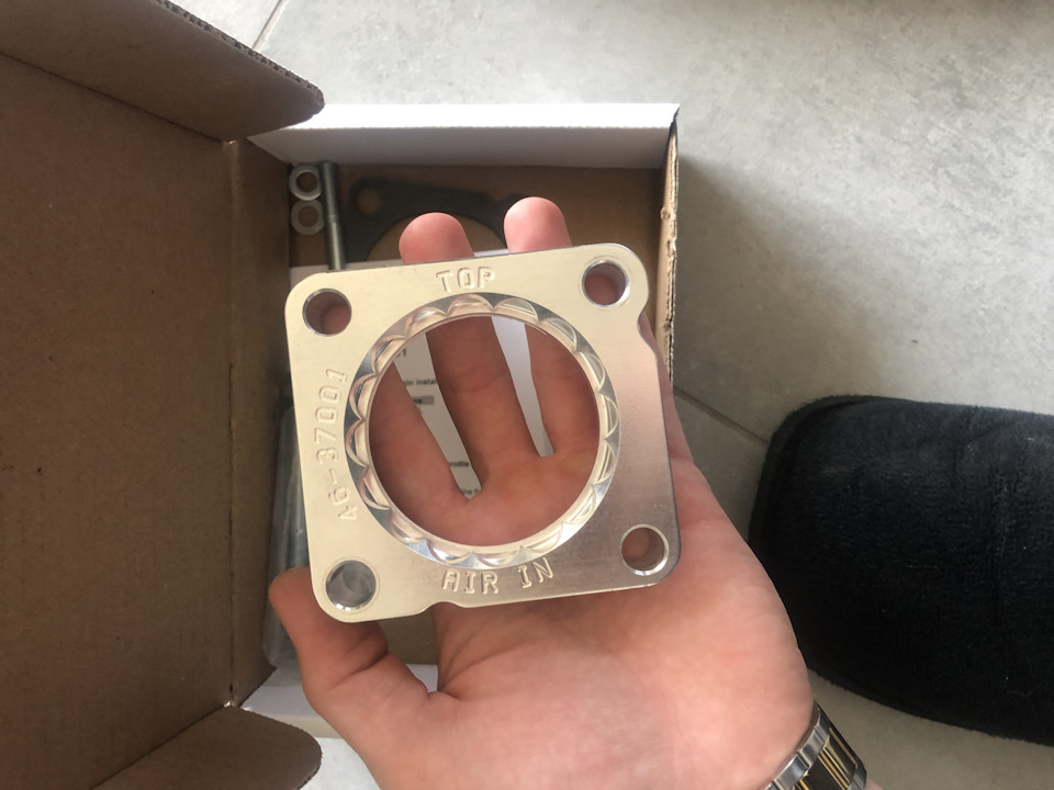 10. Тюнінг дросельної заслінки. Throttle Body Spacer. 5