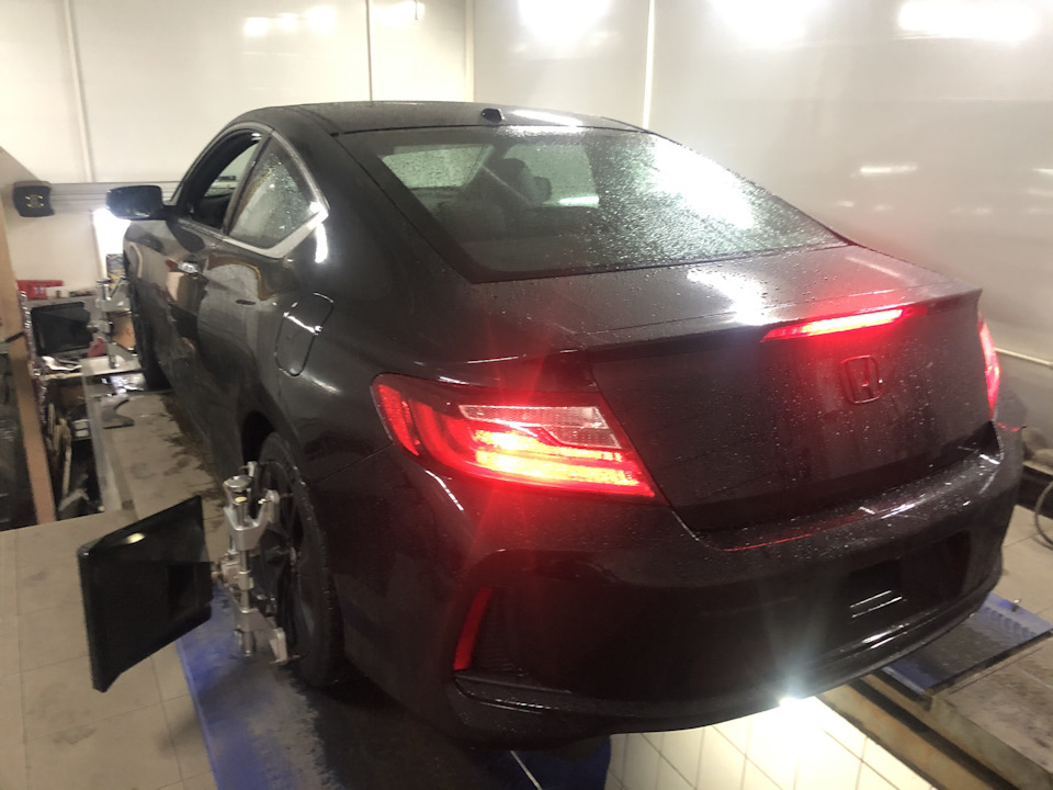 23. Розвал-сходження Honda Accord Coupe 2016 1
