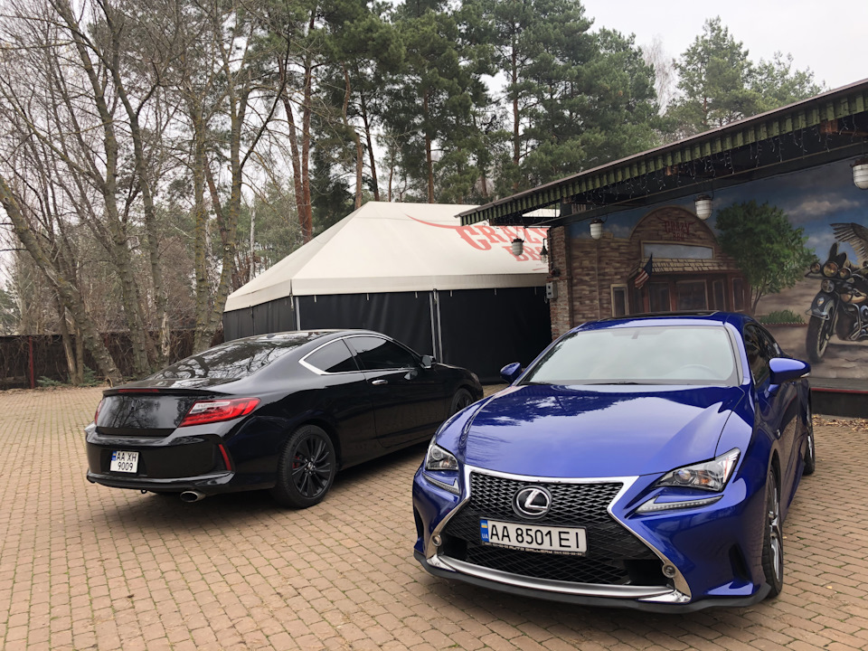 28. Фото Honda Accord Coupe 2016 з Lamborghini Huracan 2