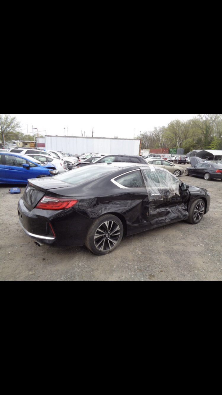 32. Скільки обійшлося купити із США Honda Accord Coupe 2016? 2