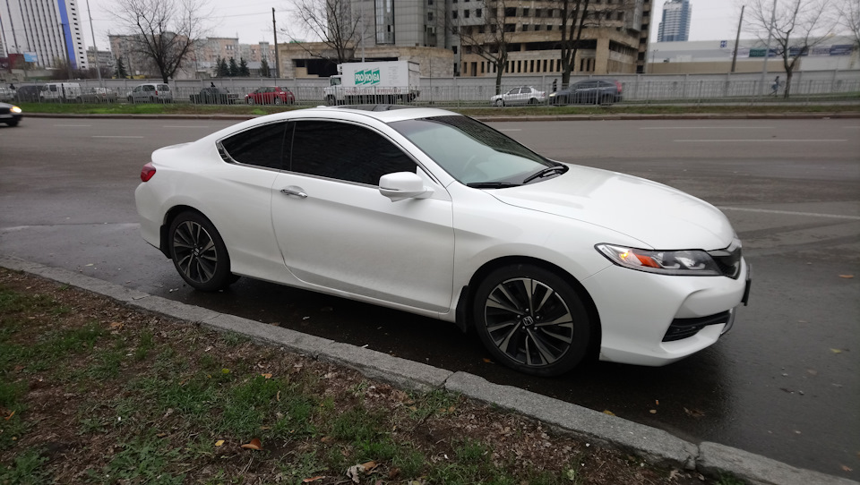 HONDA Accord coupe 3,5 L 2016 1