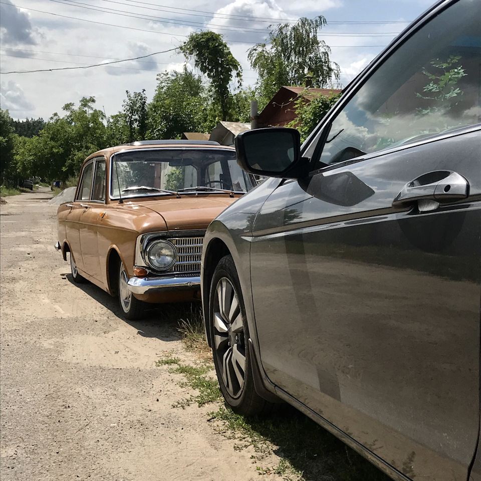Місяць володіння 3