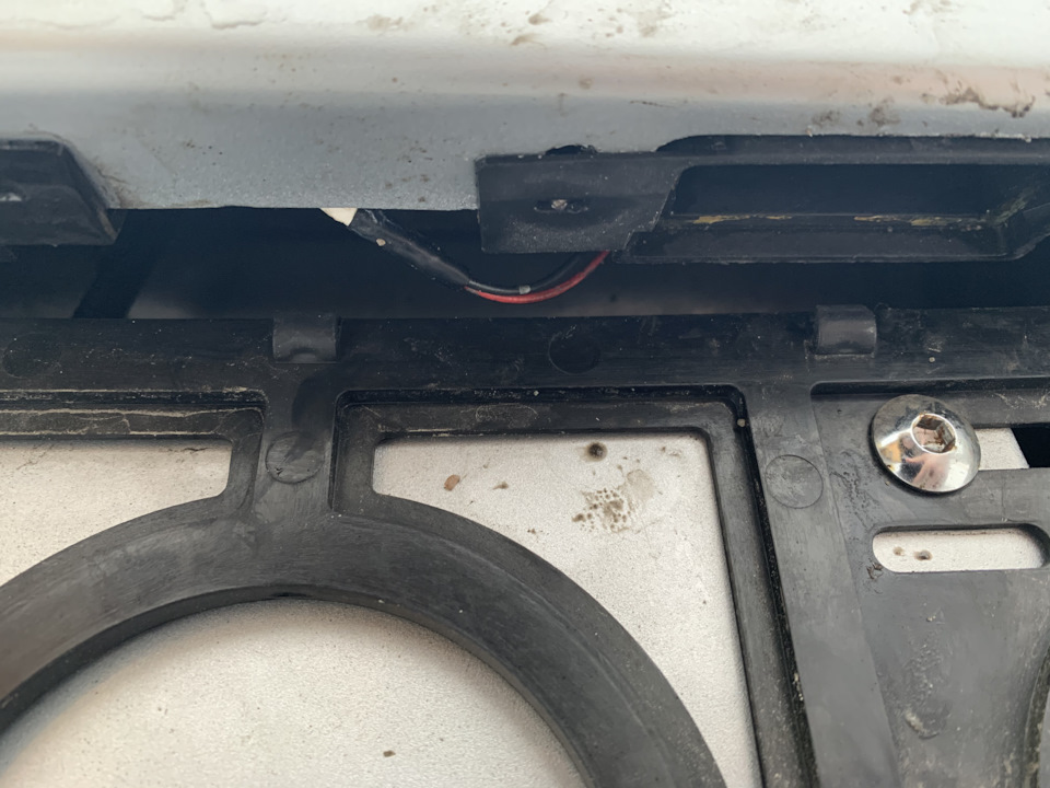 Помилка Brake lamp та заміна ламп освітлення номера 4