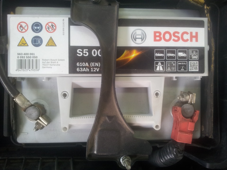 Акумуляторна батарея Bosch S5000 1