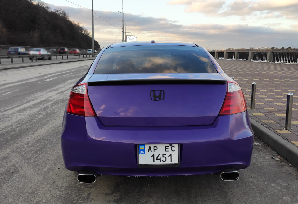 Ну, я передумала її продавати навіть заради V8 Hemi: D 3