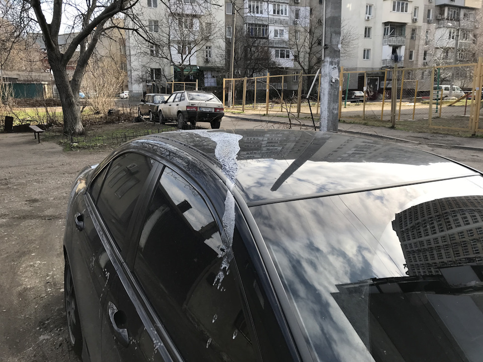 Облили тачку розчинником :( 1