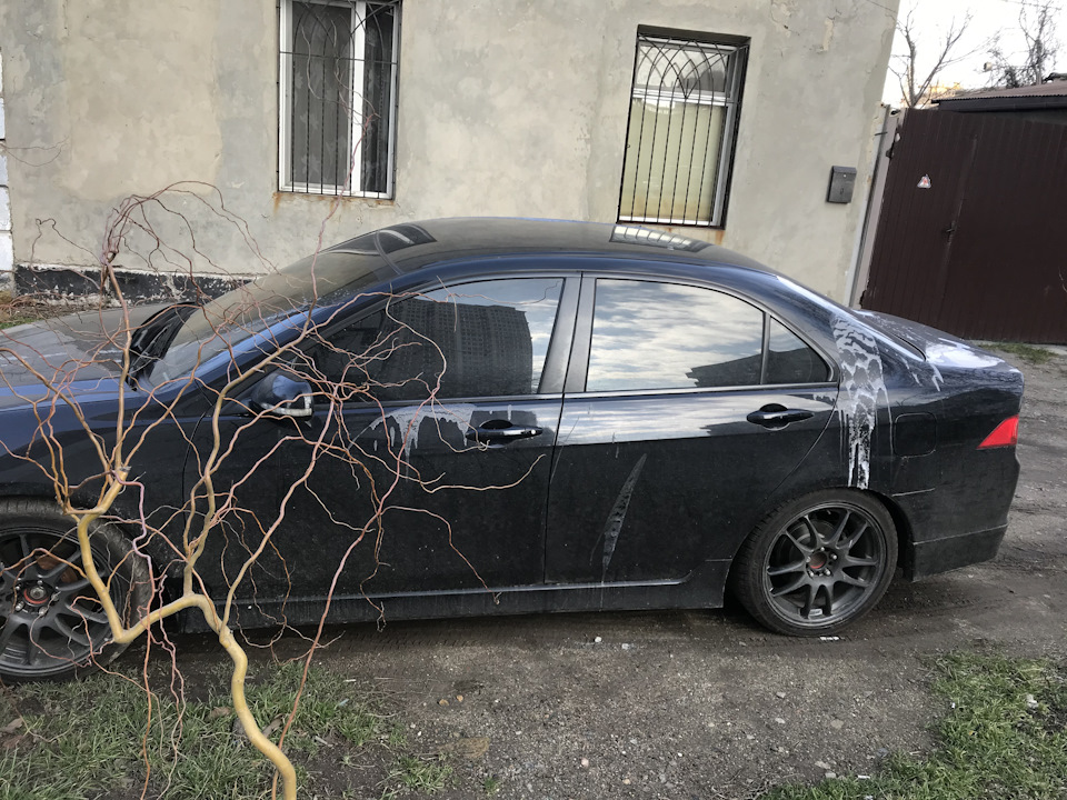 Облили тачку розчинником :( 5