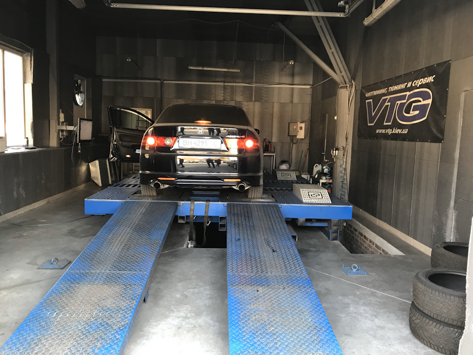 Заїхав на стенд. Заміри dyno 2