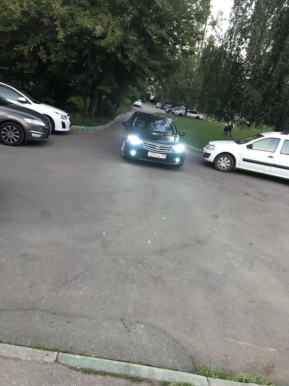 Баян проданий 1