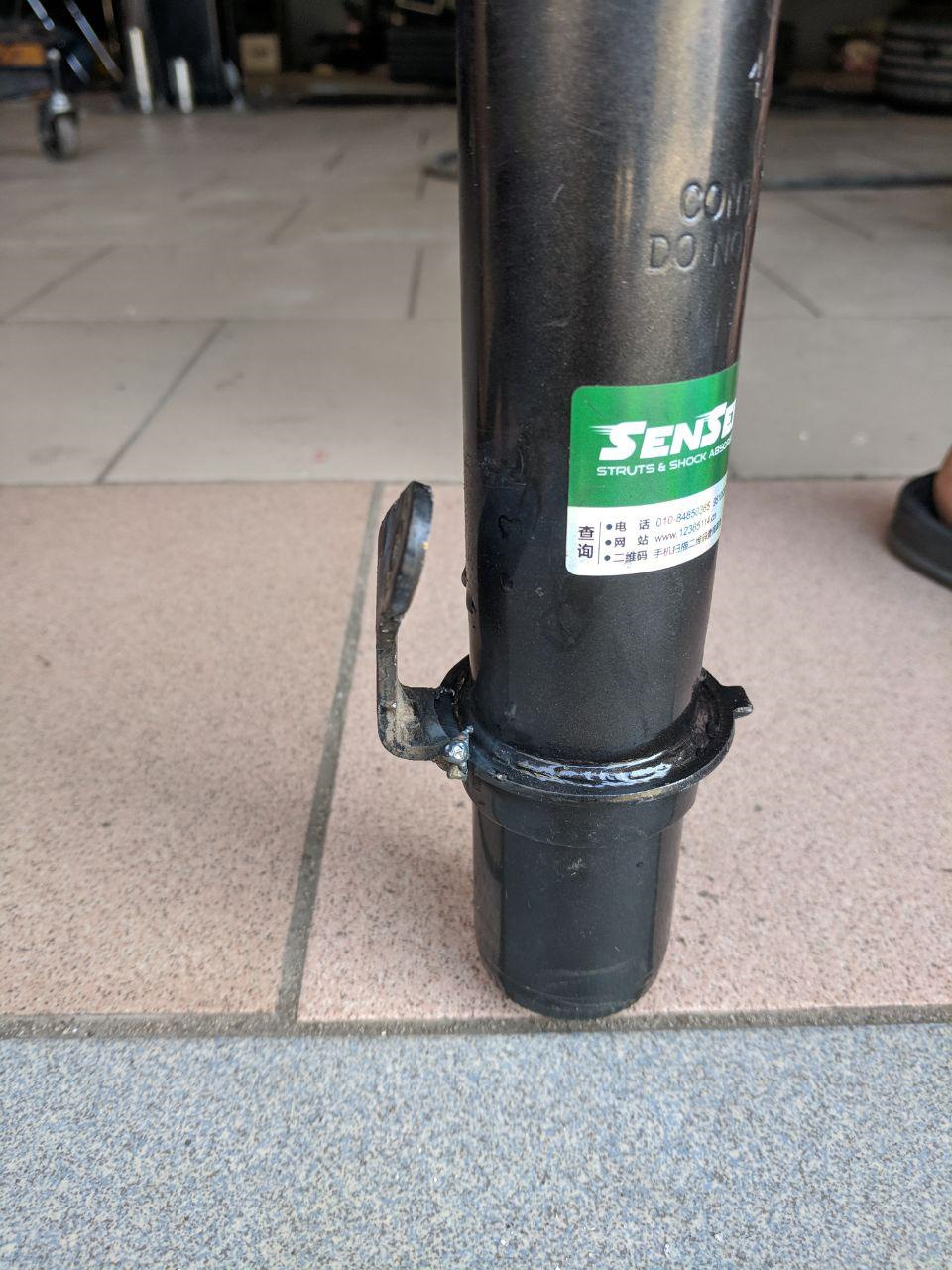 Заміна амортизаторів, стійок стабілізатора. 4