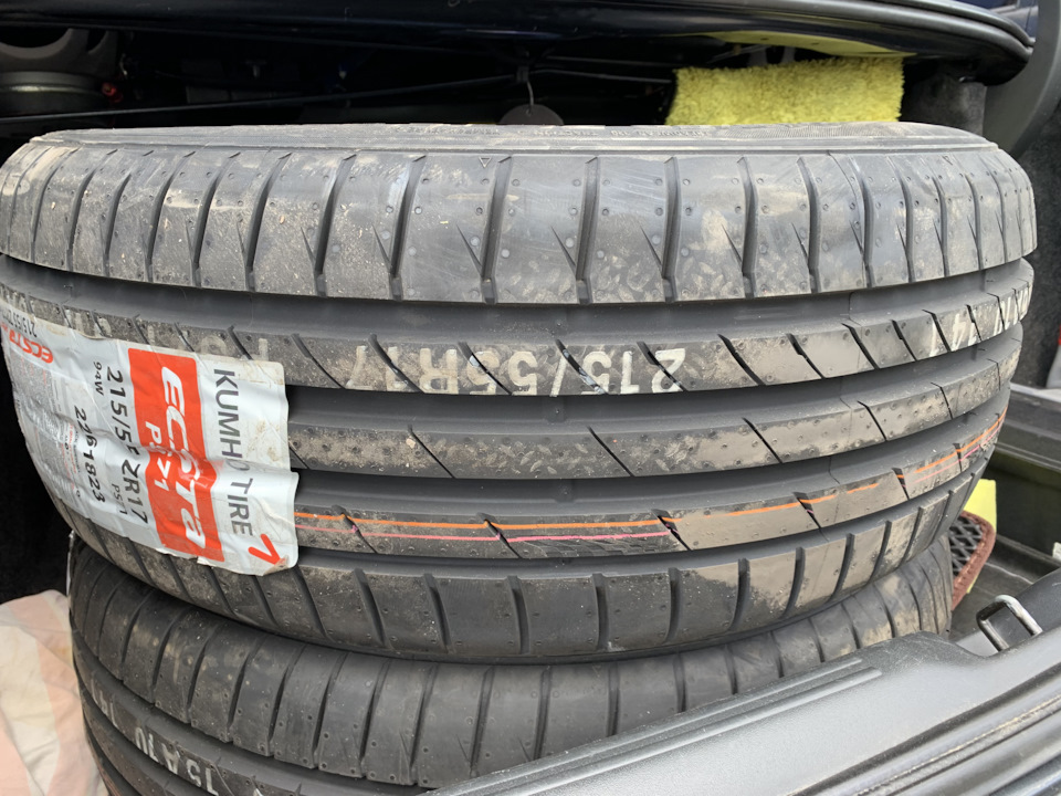 Kumho Ecsta PS71 4