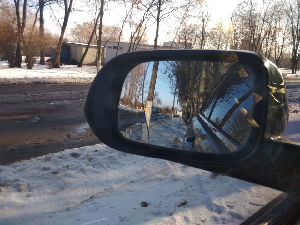 Номер дзеркального елемента лівого дзеркала. 3