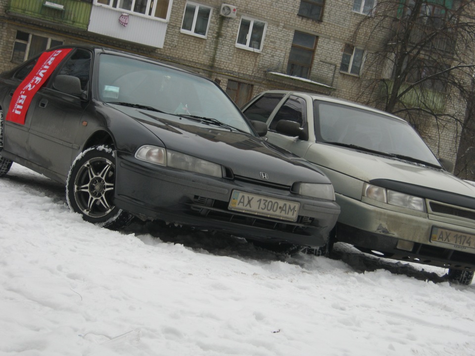 на подвір'ї 5