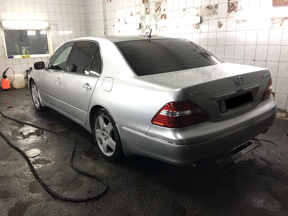 Exchange on Lexus LS430 1