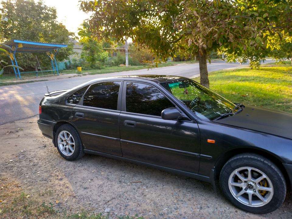 Honda Accord CC7 1994 год 3