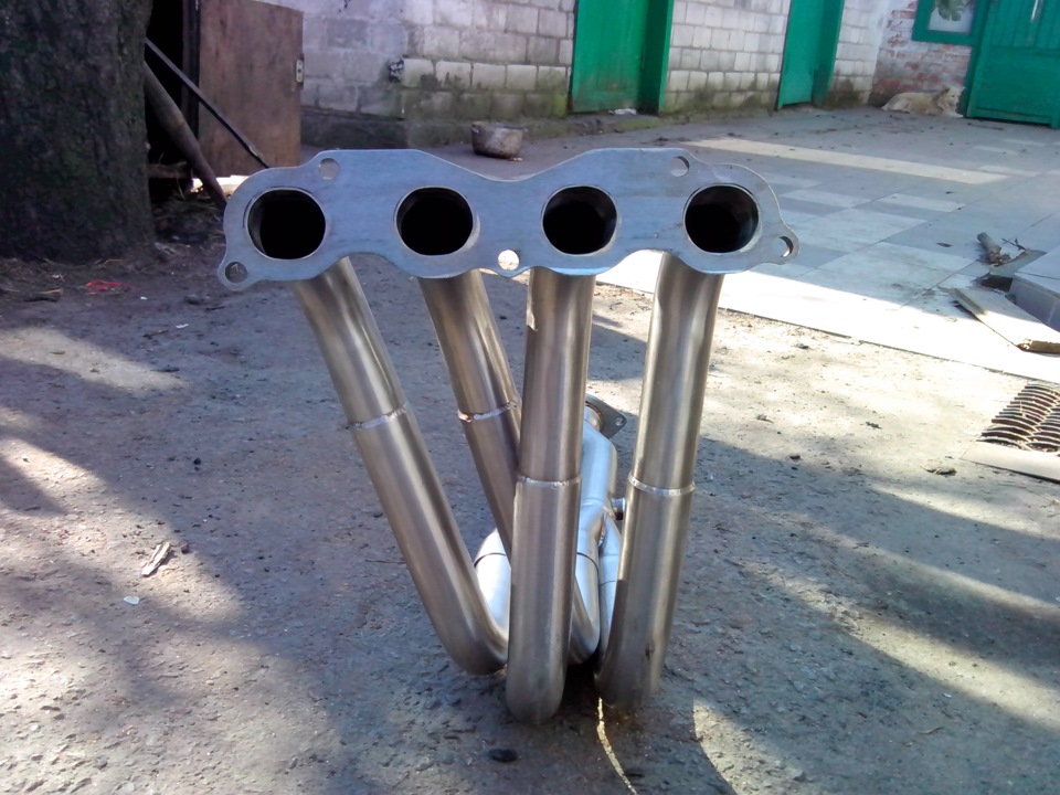 Випускний колектор PLM) 4