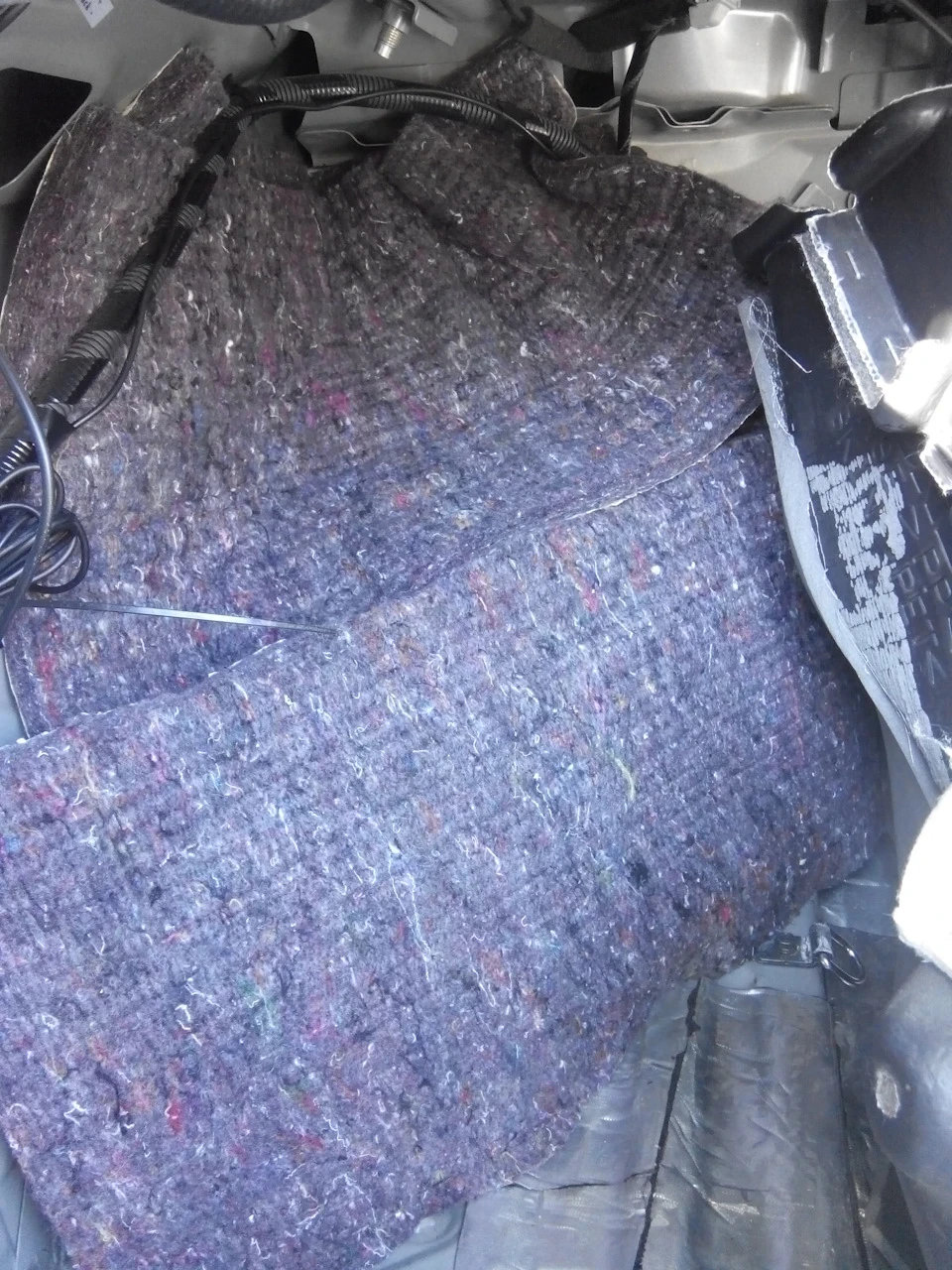 Пихаємо в Акорд повсть ч.2 + Шум зовнішніх задніх арок Noxudol Auto-plastone