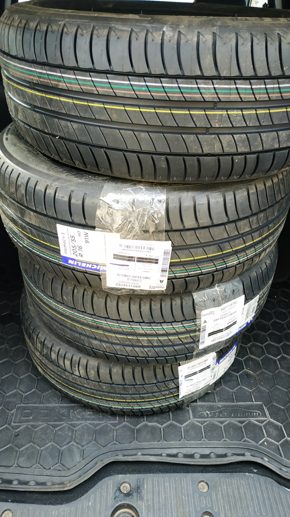 Порошкове фарбування дисків (ромашок) + літні шини Michelin 2