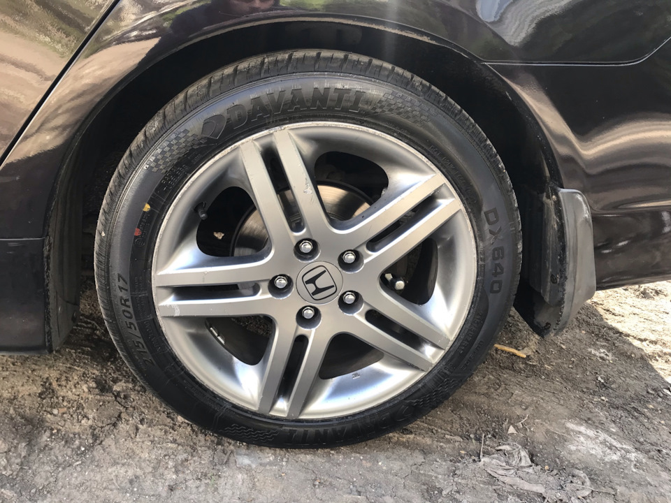 Літо 215/50/17 Davanti 1