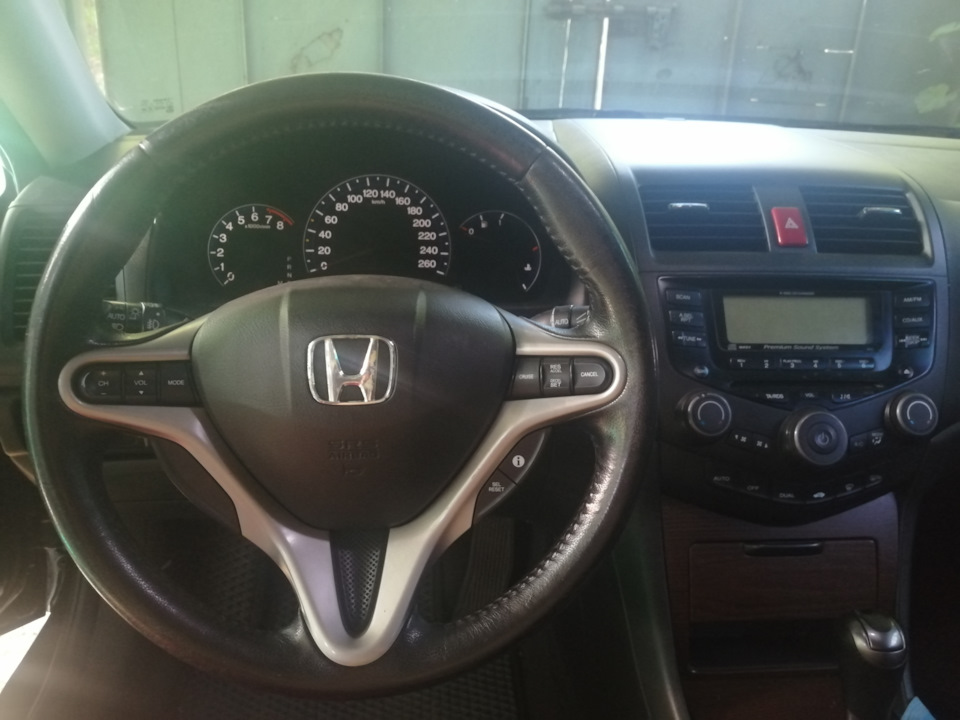 Руль від Civic5d 1
