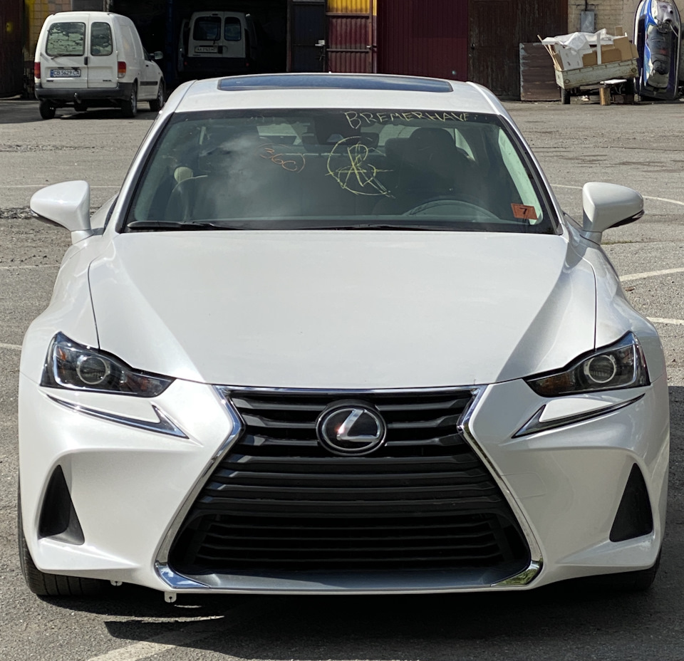 Honda Accord VS Lexus RX350 3