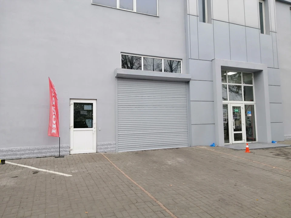 Заміна газогенератора, молдинг лобового скла