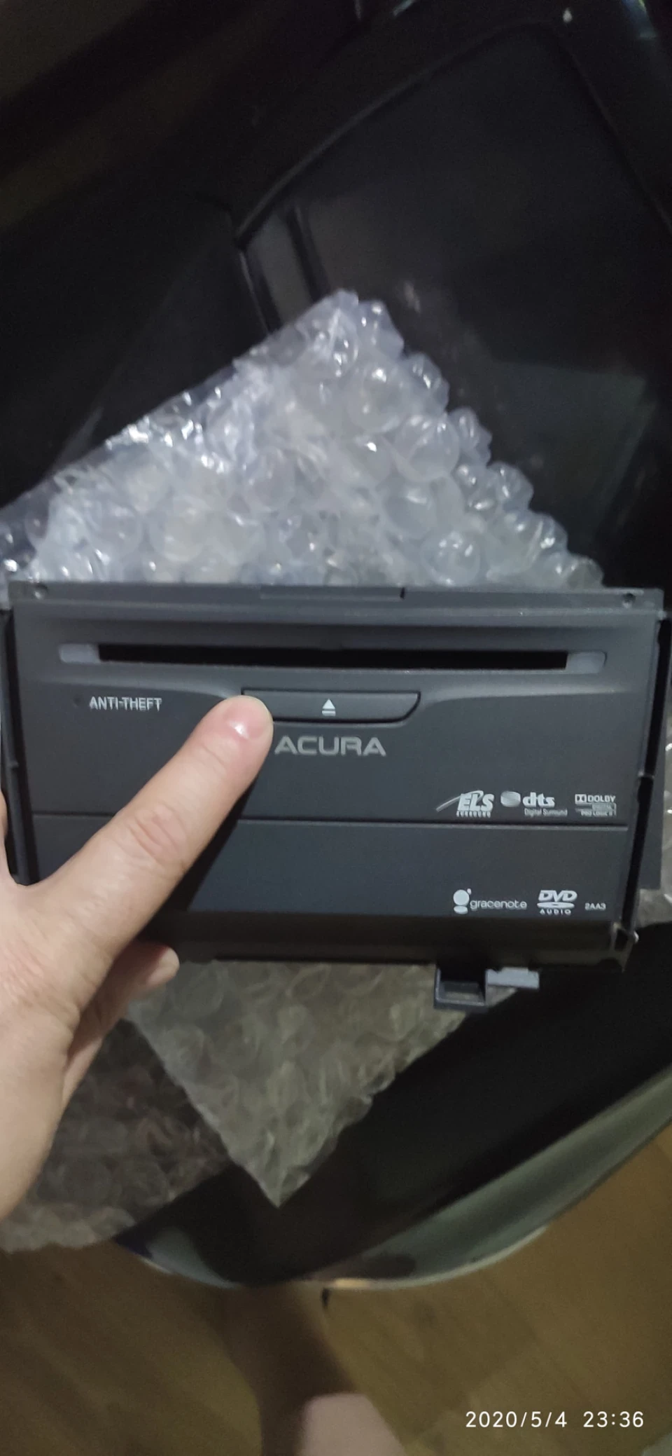 Хто собі ставив Navi від TSX 2013?