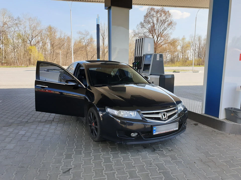Ось і все. Мій улюблений Акордик поїхав від мене.