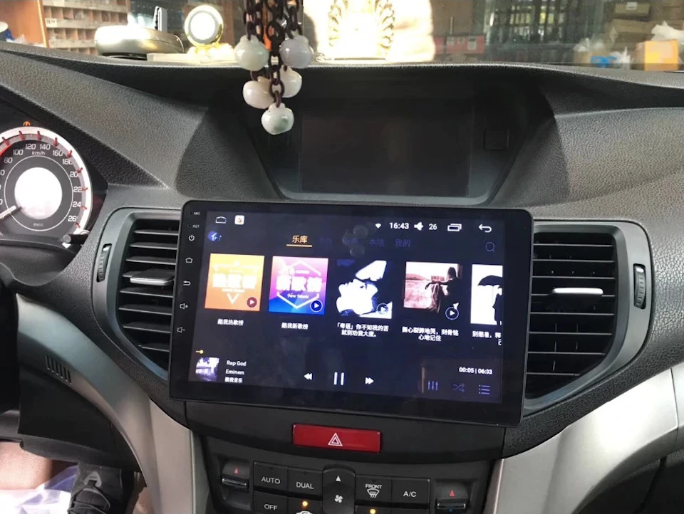 Мультимедіа для Honda Accord 8?