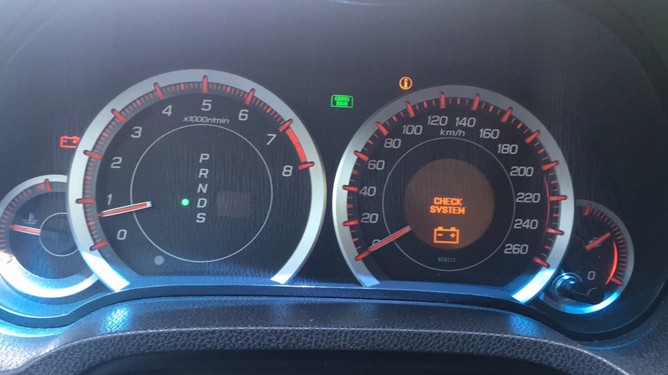 Заміна генератора Honda Accord: помилка електромережі Check System🔋 1