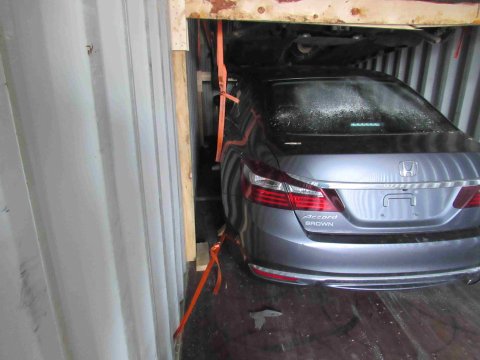 Покупка 2016 HONDA ACCORD EXL у США ціна лота $4900 3